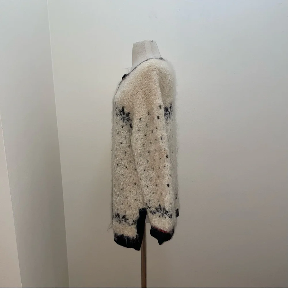 Vintage Jones NY Hand-Knit Mohair/Wool Fuzzy Cozy Cardigan Sweater Size Medium - Picture 3 of 14